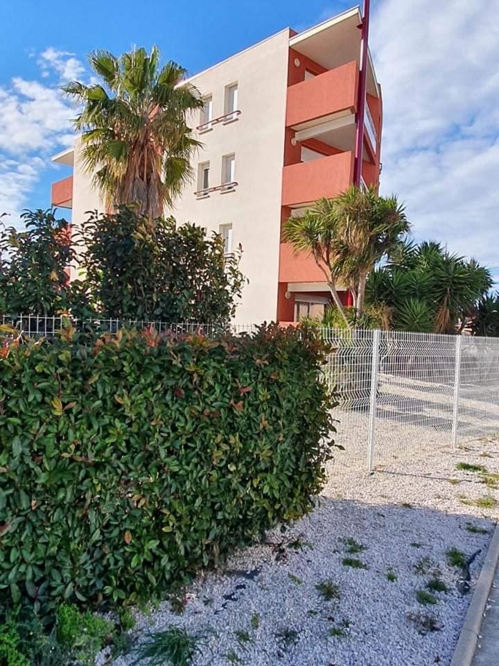 סן-לורן-דה-לה-סלאנק Logement Entier, Calme, Hyper Equipe מראה חיצוני תמונה